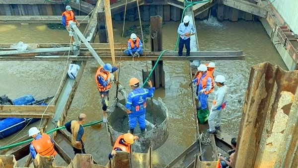 Chủ động ứng phó với hạn, mặn