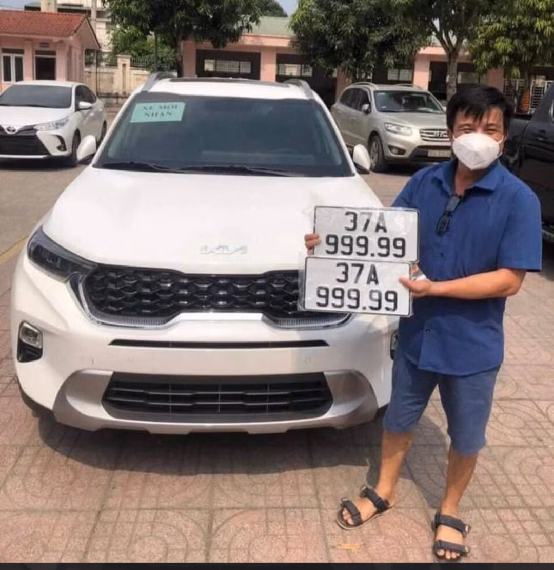 Bộ Công an phê duyệt kế hoạch đấu giá biển số xe ô tô phiên đấu giá thứ ba -0