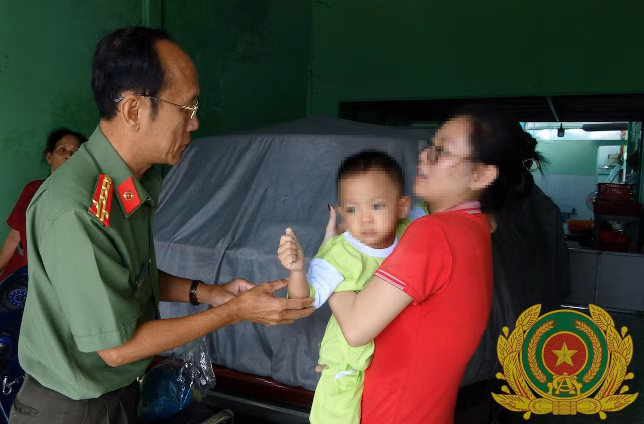Kẻ khống chế các cháu bé ở trường mầm non: Dương tính với ma túy -0
