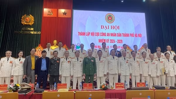 Tập đoàn quốc tế Phượng Hoàng đồng hành, ủng hộ các Hội cựu CAND