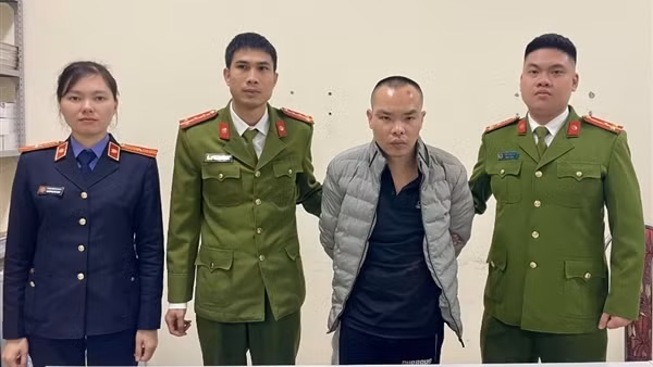 Có tiền án về cướp tài sản… lại tiếp tục đi cướp