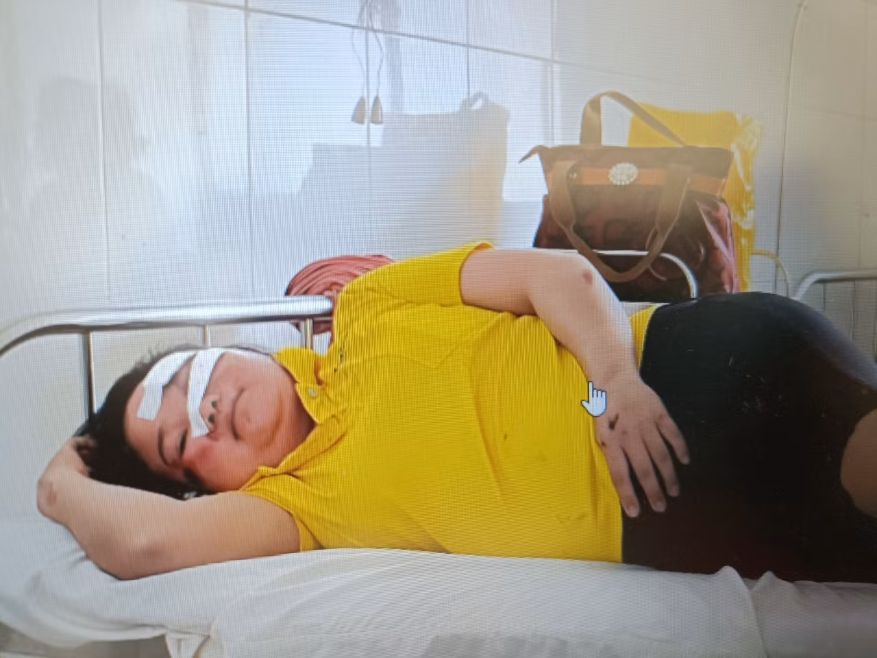 nguyet.jpg -0