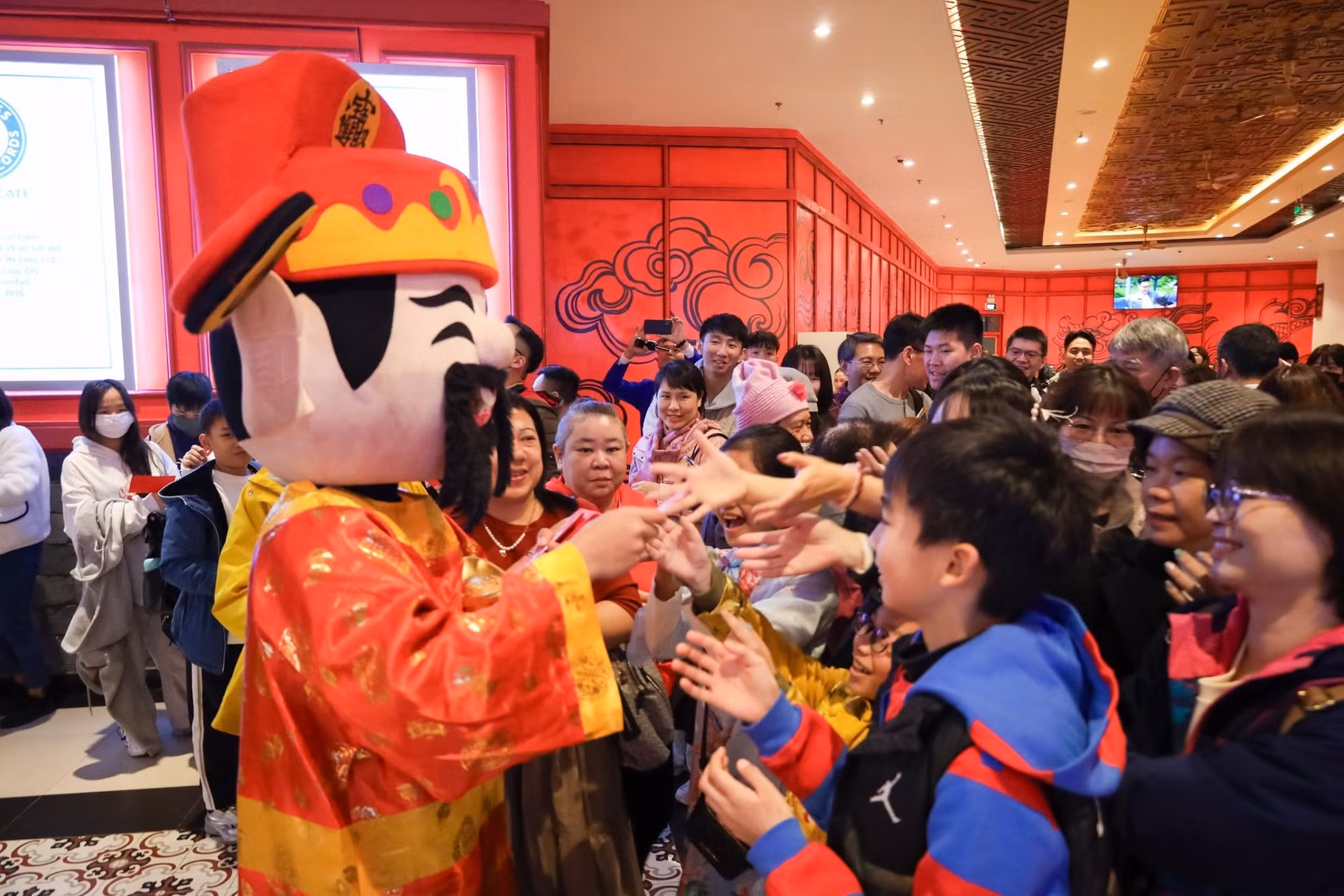 Sun World Ha Long hút khách những ngày đầu xuân Ất Tỵ -0