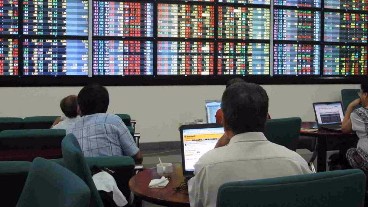 VN-Index thủng mốc 1.000 điểm -0