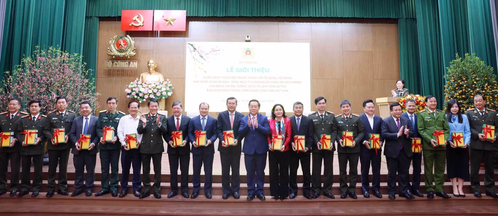 Phát huy cao nhất giá trị cuốn sách của Tổng Bí thư Tô Lâm đối với sự nghiệp xây dựng và bảo vệ Tổ quốc -0