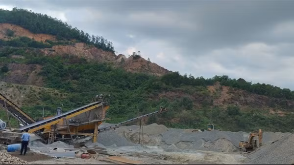 Đà Nẵng "xướng tên" loạt doanh nghiệp vi phạm trong khai thác khoáng sản