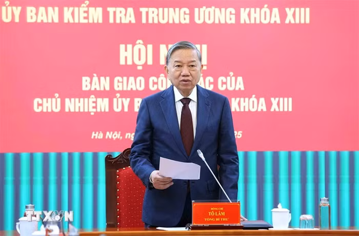 Nhiệm vụ trọng tâm của ngành kiểm tra là không để lọt vào cấp ủy cán bộ suy thoái -0