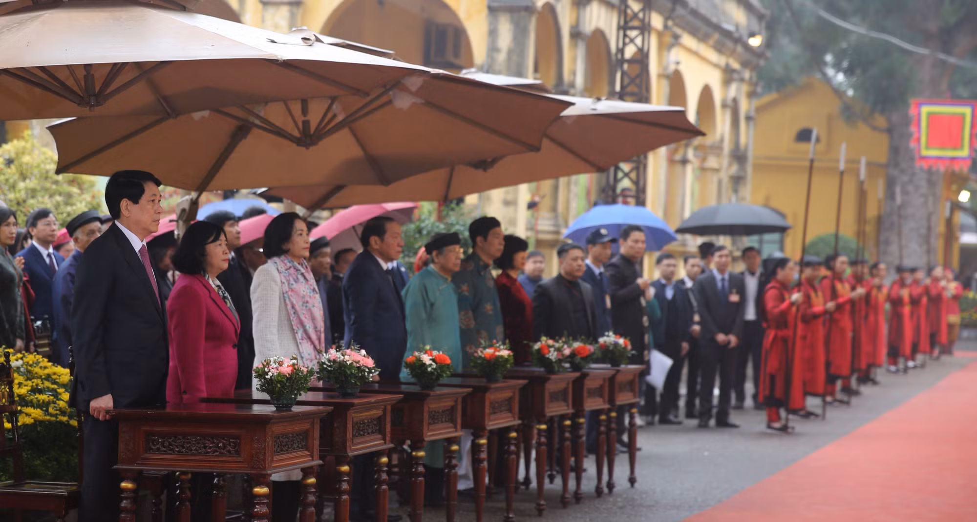 Chủ tịch nước Lương Cường dâng hương - khai xuân Ất Tỵ tại di sản Hoàng thành Thăng Long – Hà Nội -0