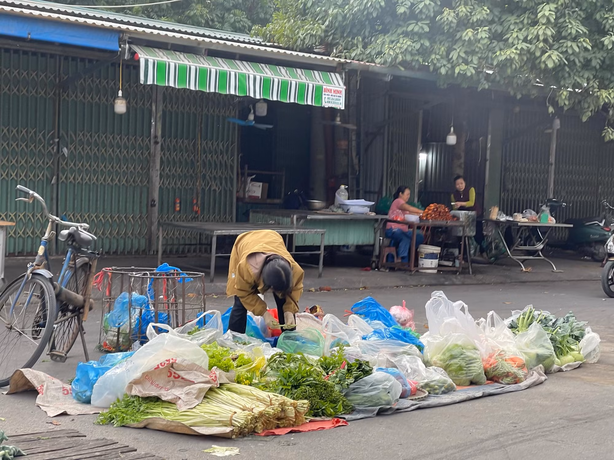 Rau xanh đắt hàng -0