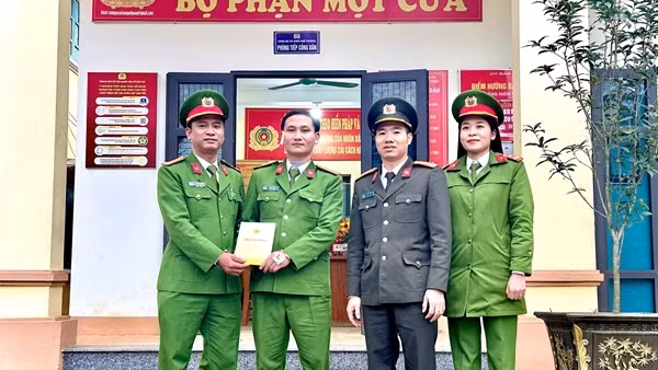 Xử lý “ma men” thông chốt, tông Trưởng Công an xã bị thương