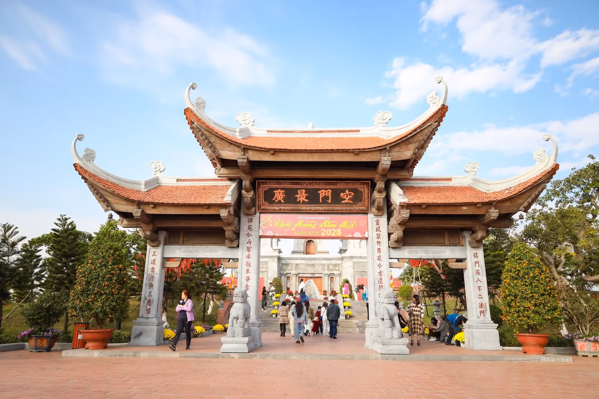 Sun World Ha Long hút khách những ngày đầu xuân Ất Tỵ -0