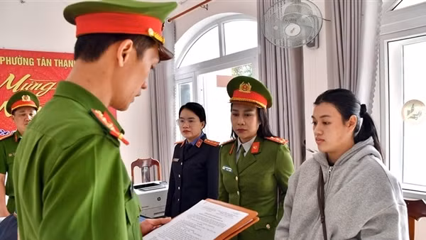 Chơi hụi online, chiếm đoạt gần 700 triệu đồng