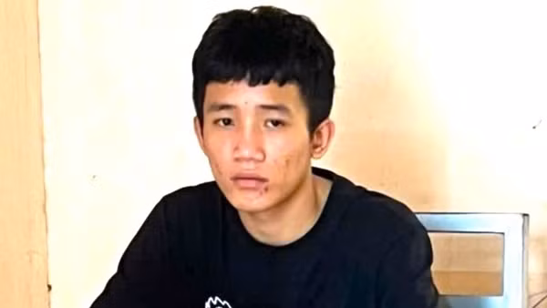 Đối tượng truy nã đặc biệt nguy hiểm từ Campuchia về nước đầu thú