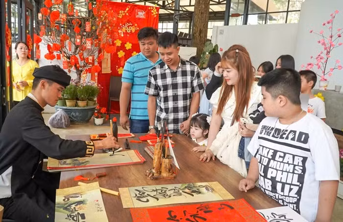380.000 lượt khách tới Lâm Đồng chơi Tết -0