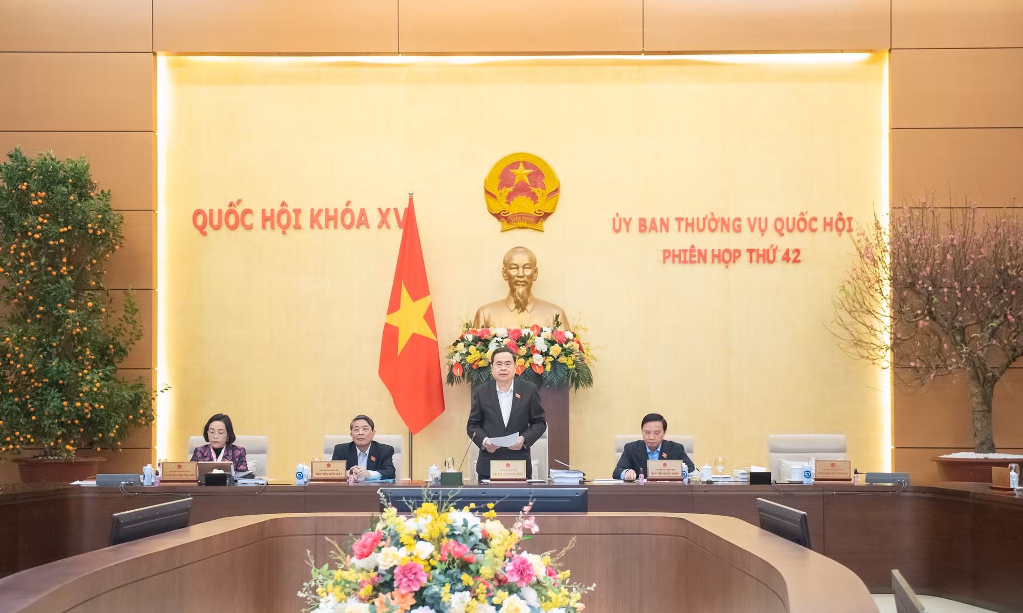 Khai mạc Phiên họp thứ 42 của Ủy ban Thường vụ Quốc hội -0