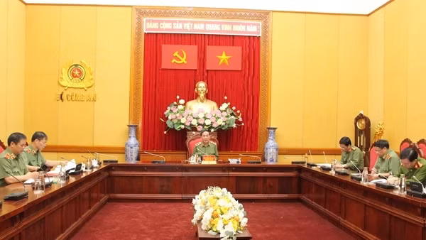 Đổi mới công tác giáo dục, đào tạo trong CAND, ứng phó với dịch COVID-19