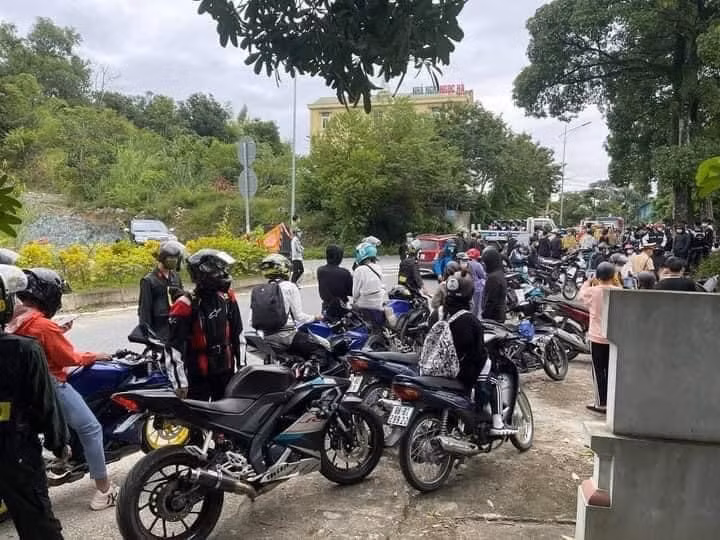 Khi đường “phượt” trở thành “đường đua