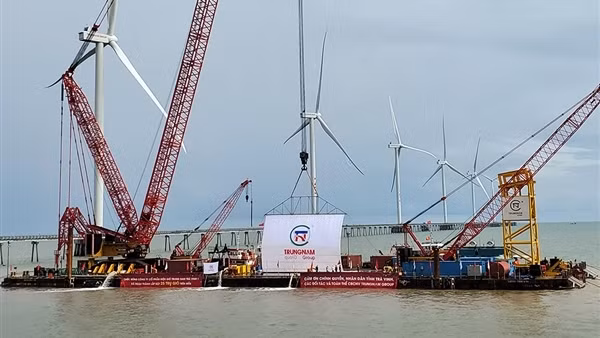 Điện gió ở Sóc Trăng liên tiếp… gãy cánh ảnh 5
