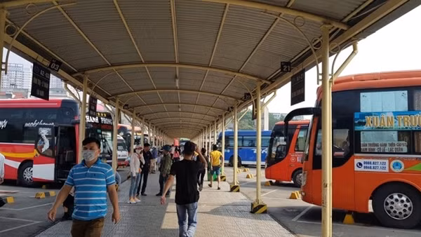 Kỳ nghỉ Tết dương lịch 2022: Cả đoàn tàu, khách bằng... 1 toa! ảnh 3