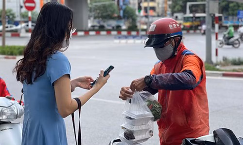 Người từ vùng dịch về Hà Nội không khai báo, nguy cơ lây lan dịch COVID – 19 -0