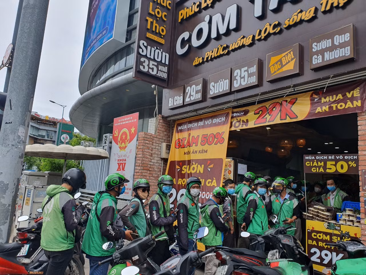 TP Hồ Chí Minh cho bán đồ ăn uống mang về, giao hàng qua shiper -0