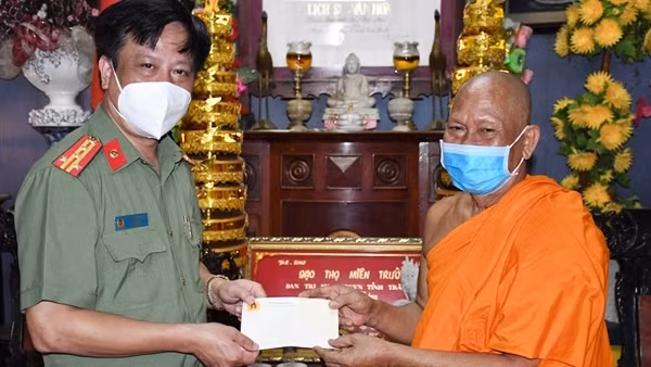 Phát huy vai trò người có uy tín vùng đồng bào dân tộc thiểu số ảnh 3