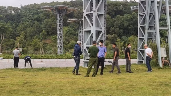 Mời bia và xin số điện thoại không được, quay ra hành hung 4 cô gái ảnh 3