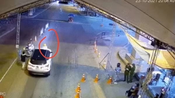 200 viên ma tuý giấu trong hộp thuốc bổ thận ảnh 3