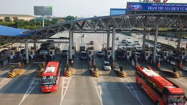 Hà Nội dự kiến thu phí ô tô vào nội đô từ năm 2024 ảnh 2