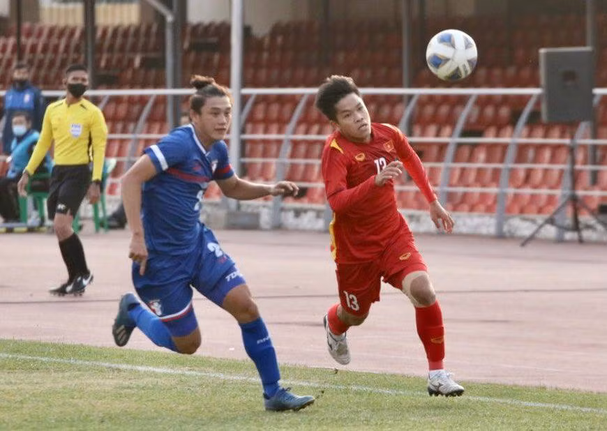 U23 Việt Nam hiện tại có kém hơn lứa Quang Hải, Công Phượng? -0