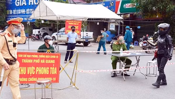 Nâng cao hiệu quả công tác dân vận và phong trào bảo vệ an ninh Tổ quốc trên địa bàn Hà Giang ảnh 11
