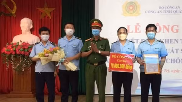 Hải quan Đà Nẵng tiếp nhận thiết bị phát hiện ma tuý cầm tay ảnh 2