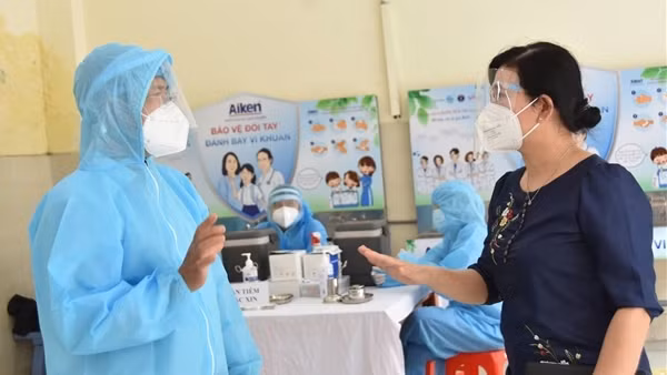 Hà Nội thêm 33 ca COVID-19, ổ dịch Quốc Oai, Mê Linh tiếp tục có nhiều F0 ảnh 2