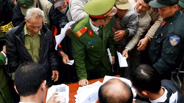 Giá vé vào sân Mỹ Đình ảnh 2