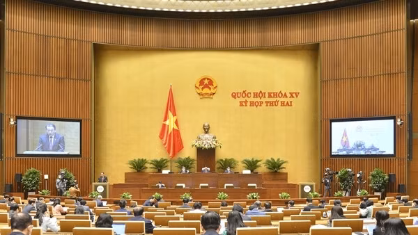 Khen thưởng phải căn cứ vào công trạng mới đảm bảo công bằng ảnh 1
