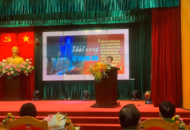Hội thi -0