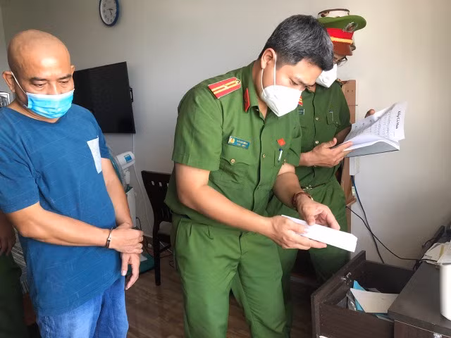 Khởi tố, bắt tạm giam “Facebooker”thông tin sai sự thật, xuyên tạc về phòng, chống dịch bệnh COVID-19 -0