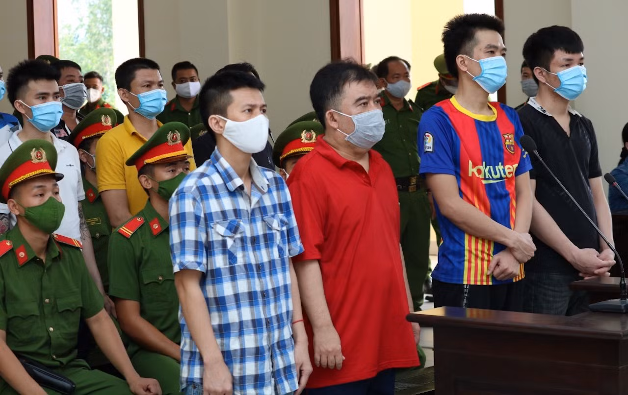 Lãnh 8 năm tù vì gây ra vụ nổ súng ở trung tâm TP Cần Thơ -0