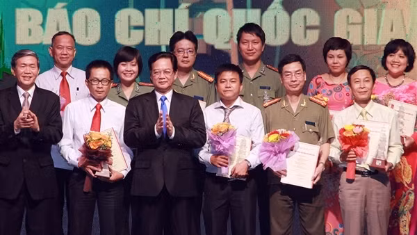 Báo CAND có 3 tác phẩm đoạt Giải Báo chí Quốc gia lần thứ XVI ảnh 3