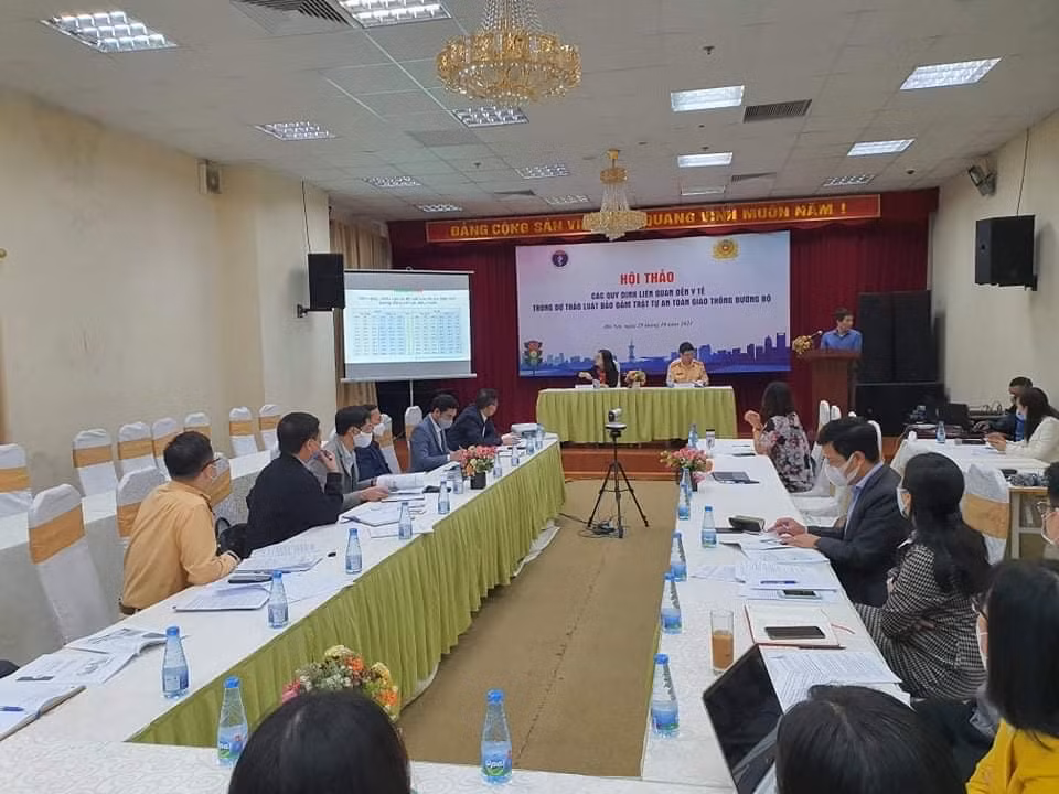 Đảm bảo an toàn cho trẻ em khi tham gia giao thông như thế nào? -0