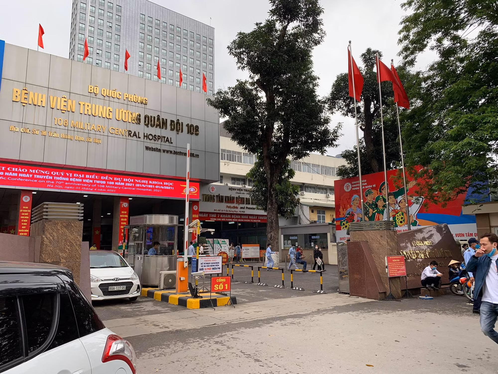 Phát hiện 5 ca nhiễm COVID-19, phong tỏa một khu làm việc tại Bệnh viện 108 -0
