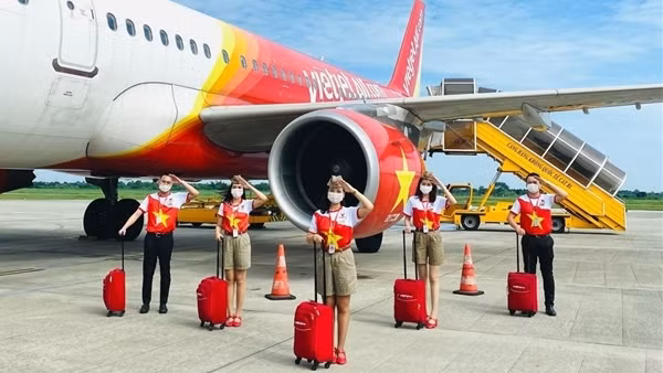 Thủ tướng Chính phủ Phạm Minh Chính chứng kiến lễ lý kết, thỏa thuận hợp tác chiến lược giữa Vietjet và Safran ảnh 4