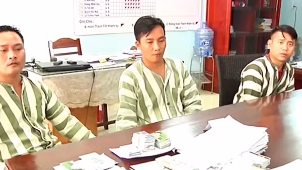 Nỗi khốn cùng của những phụ nữ phải thế chấp bằng hình ảnh nhạy cảm để vay “tín dụng đen” ảnh 2