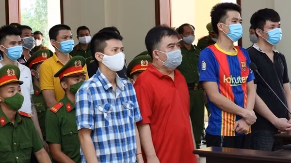 Bắt nhanh kẻ gây ra vụ nổ súng tại quán cà phê ở Vinh ảnh 2