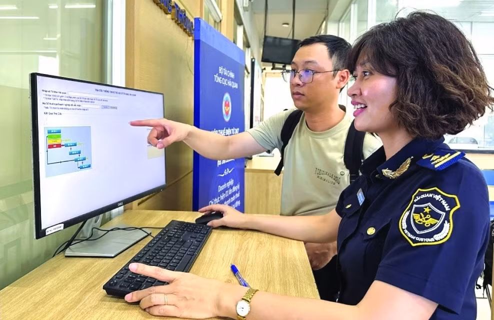 Thí điểm nộp thuế điện tử qua trung gian thanh toán -0