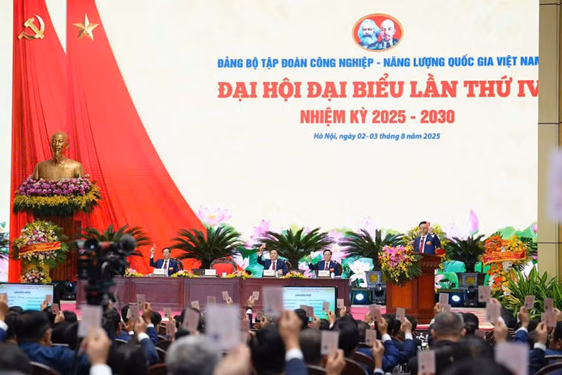 Đại hội Đảng bộ Tập đoàn Công nghiệp - Năng lượng Quốc gia Việt Nam lần thứ IV, nhiệm kỳ 2025 - 2030 thành công rực rỡ -1