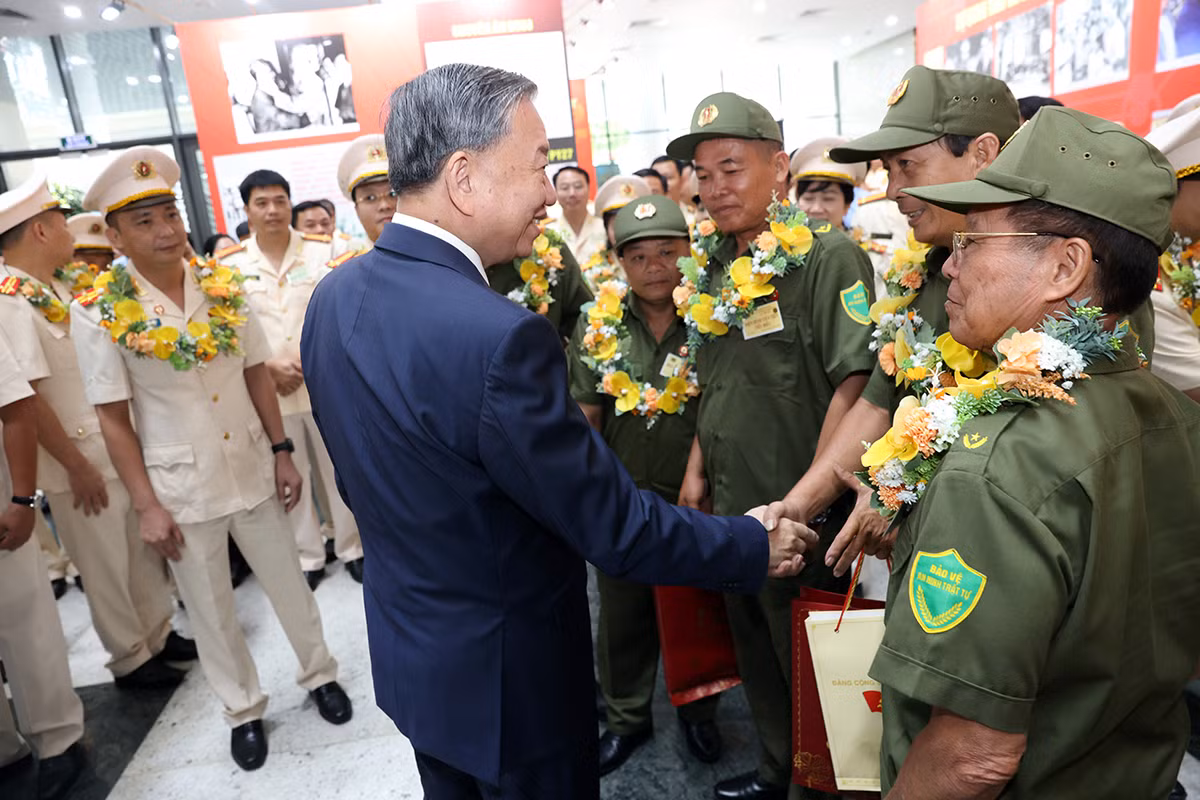 Tổng Bí thư: Đưa thi đua vào công việc hằng ngày, để mỗi CBCS đều có sáng kiến, hành động -4