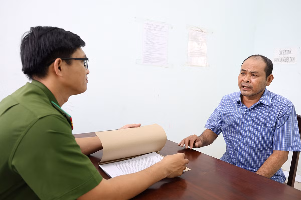 Bị truy nã, “cò lúa” lừa đảo nông dân đã ra đầu thú -0