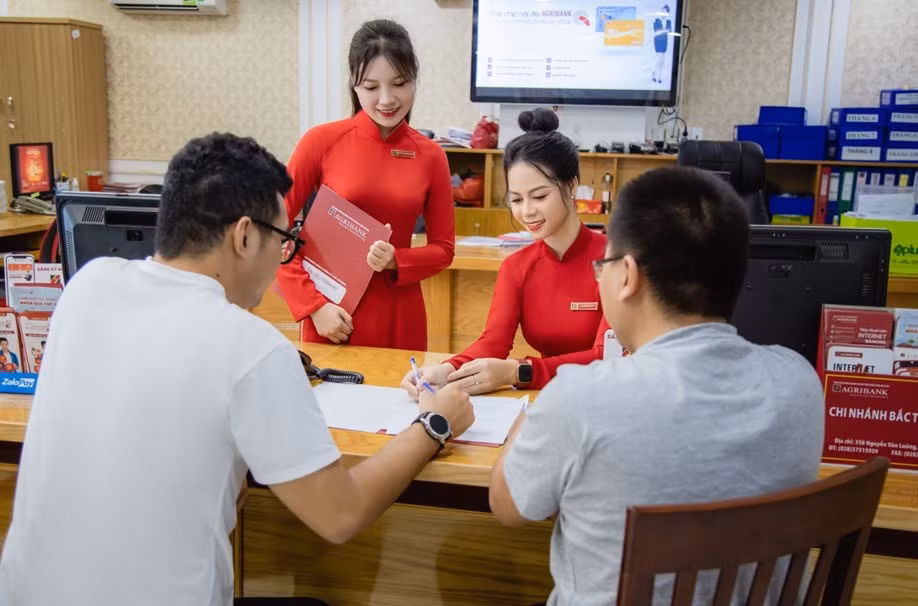 Agribank triển khai đồng bộ nhiều chương trình tín dụng ưu đãi cho khách hàng cá nhân -0