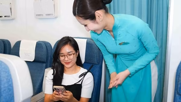 Hãng hàng không Quốc gia cung cấp dịch vụ Internet trên máy bay
